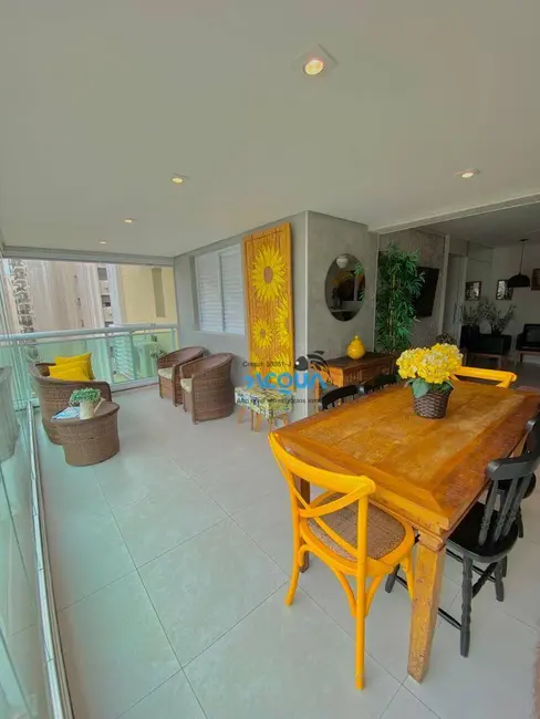 Apartamento com 3 quartos à venda, 104m2 em Barra Funda, Guaruja - SP - imagem 6 Foto 6 de Apartamento com 3 quartos à venda, 104m2 em Barra Funda, Guaruja - SP