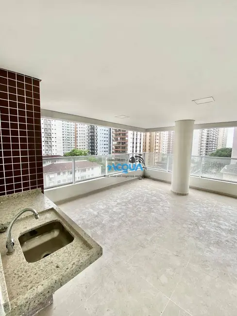 Apartamento com 3 quartos à venda, 142m2 em Barra Funda, Guaruja - SP - imagem 8 Foto 8 de Apartamento com 3 quartos à venda, 142m2 em Barra Funda, Guaruja - SP