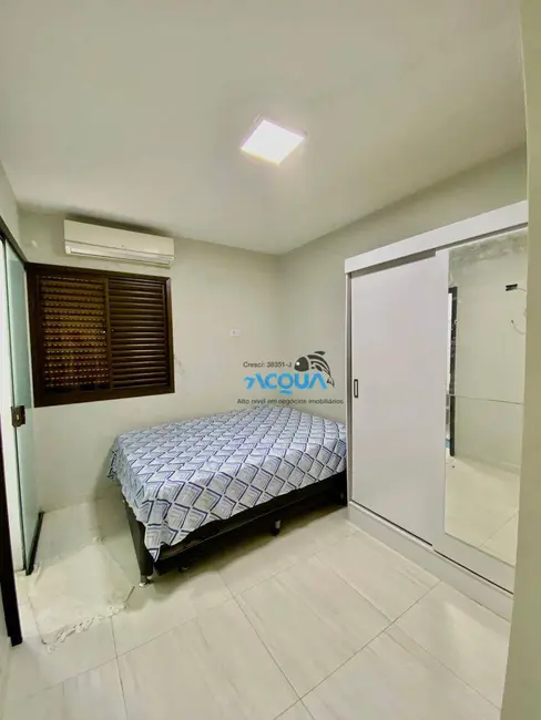 Foto 8 de Apartamento com 3 quartos à venda, 90m2 em Vila Luis Antônio, Guaruja - SP