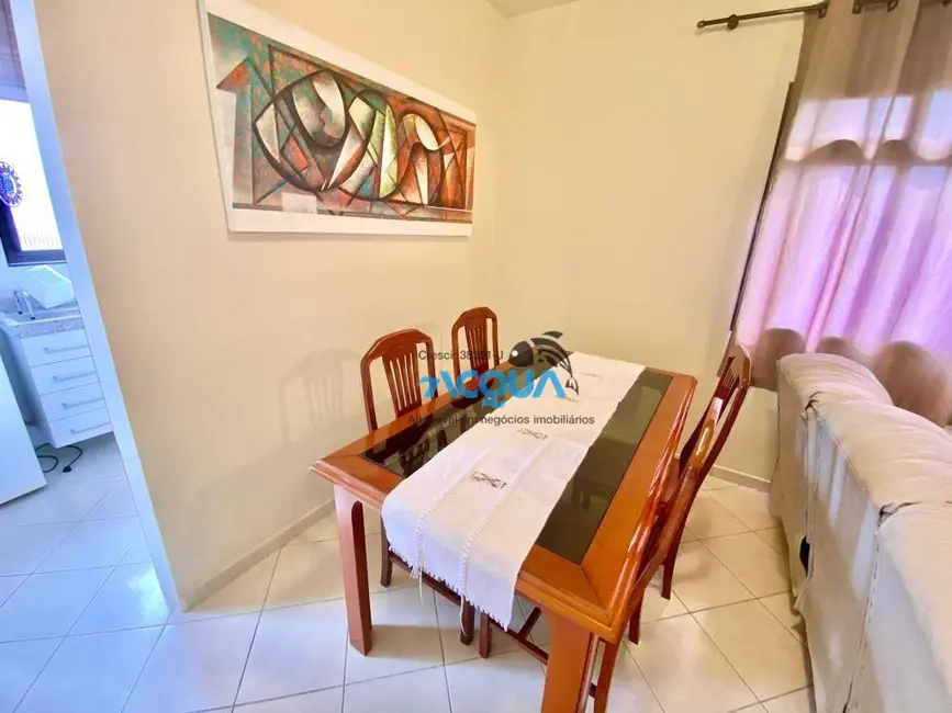 Foto 2 de Apartamento com 2 quartos à venda em Guaruja - SP