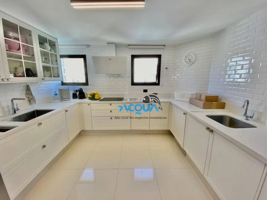 Cobertura com 3 quartos à venda, 250m2 em Barra Funda, Guaruja - SP - imagem 5 Foto 5 de Cobertura com 3 quartos à venda, 250m2 em Barra Funda, Guaruja - SP