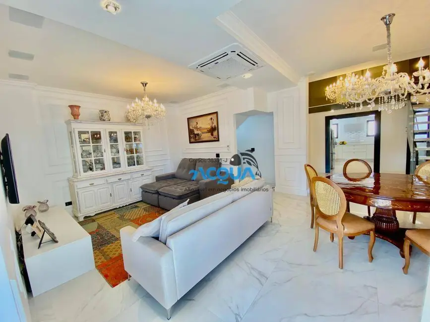 Cobertura com 3 quartos à venda, 250m2 em Barra Funda, Guaruja - SP - imagem 2 Foto 2 de Cobertura com 3 quartos à venda, 250m2 em Barra Funda, Guaruja - SP