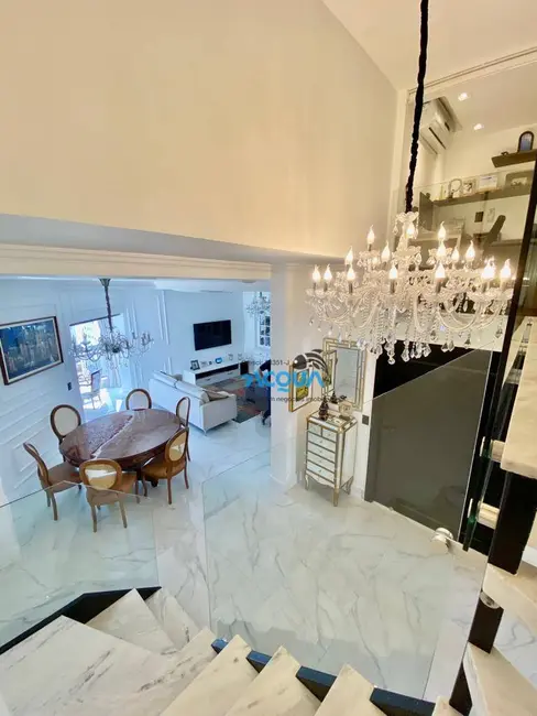 Cobertura com 3 quartos à venda, 250m2 em Barra Funda, Guaruja - SP - imagem 6 Foto 6 de Cobertura com 3 quartos à venda, 250m2 em Barra Funda, Guaruja - SP