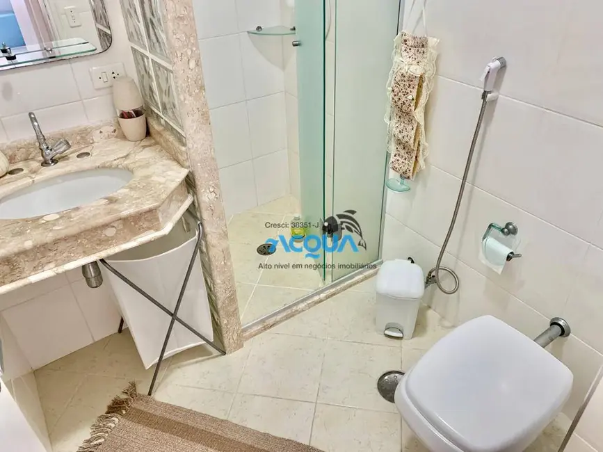 Foto 8 de Apartamento com 3 quartos à venda, 80m2 em Guaruja - SP