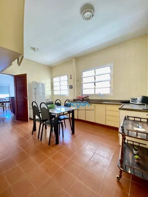 Foto 4 de Apartamento com 3 quartos à venda, 90m2 em Guaruja - SP