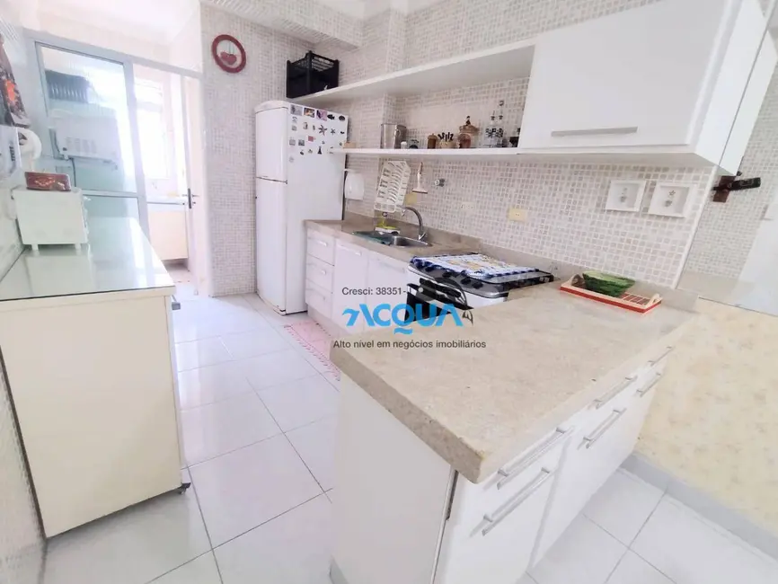 Cobertura com 3 quartos à venda, 110m2 em Guaruja - SP - imagem 5 Foto 5 de Cobertura com 3 quartos à venda, 110m2 em Guaruja - SP