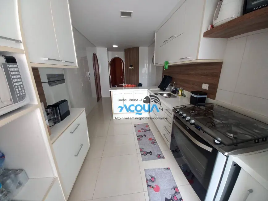 Foto 6 de Apartamento com 3 quartos à venda, 180m2 em Guaruja - SP