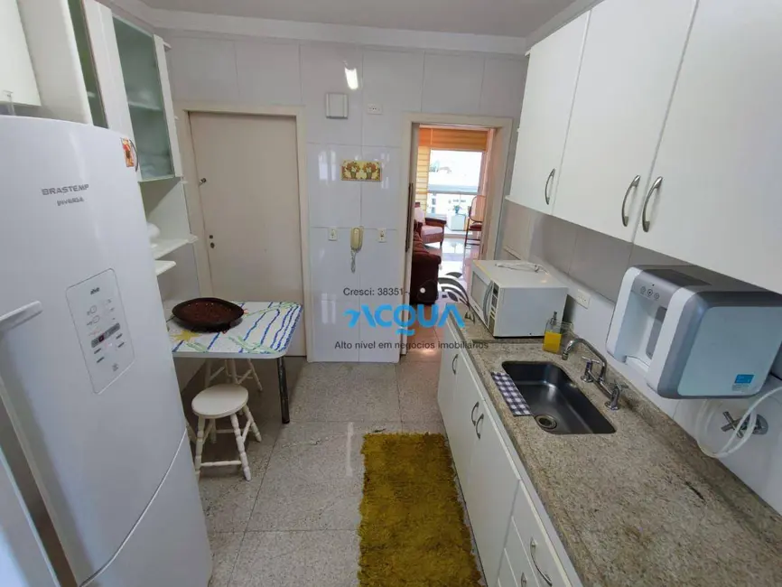 Foto 4 de Apartamento com 3 quartos à venda, 120m2 em Guaruja - SP