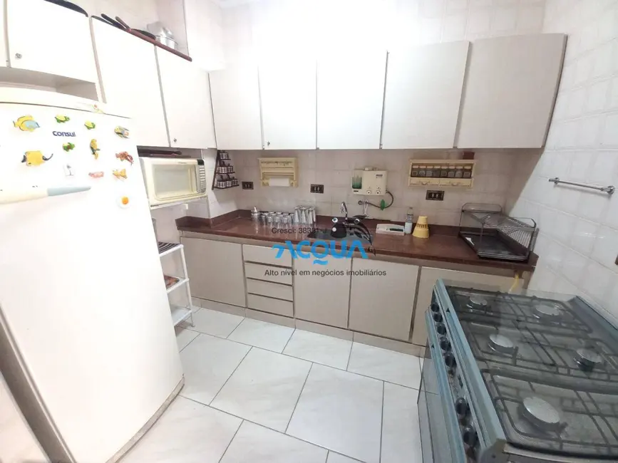 Apartamento com 3 quartos à venda, 150m2 em Guaruja - SP - imagem 5 Foto 5 de Apartamento com 3 quartos à venda, 150m2 em Guaruja - SP