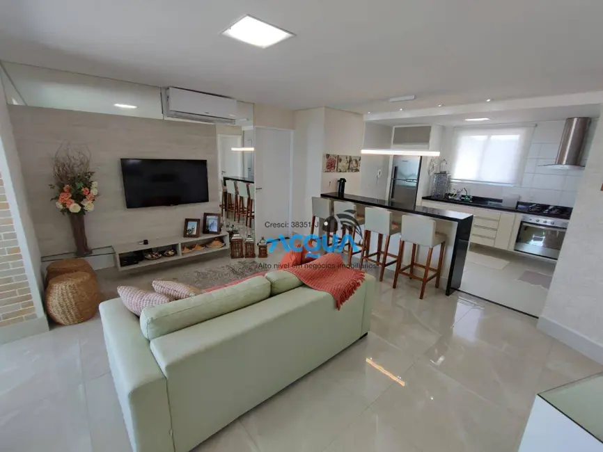 Foto 2 de Apartamento com 3 quartos à venda, 98m2 em Guaruja - SP