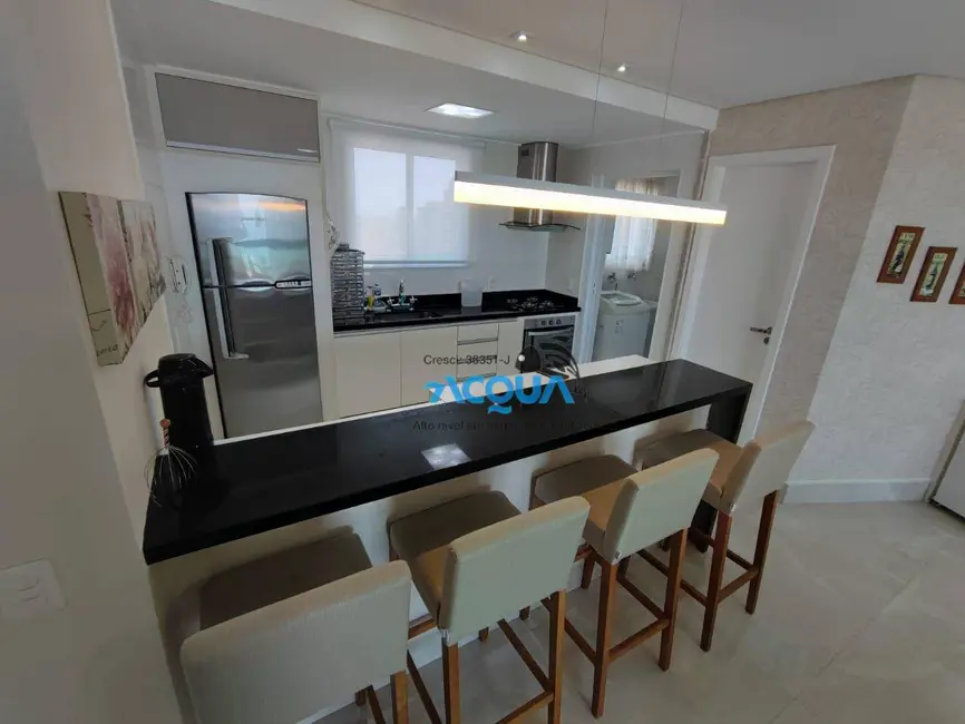 Foto 4 de Apartamento com 3 quartos à venda, 98m2 em Guaruja - SP