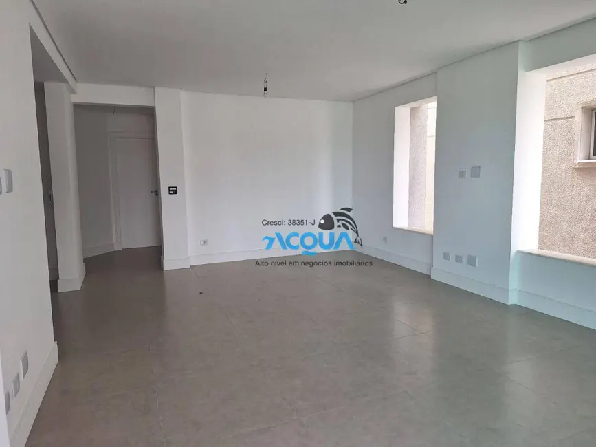 Foto 2 de Apartamento com 3 quartos à venda, 117m2 em Guaruja - SP