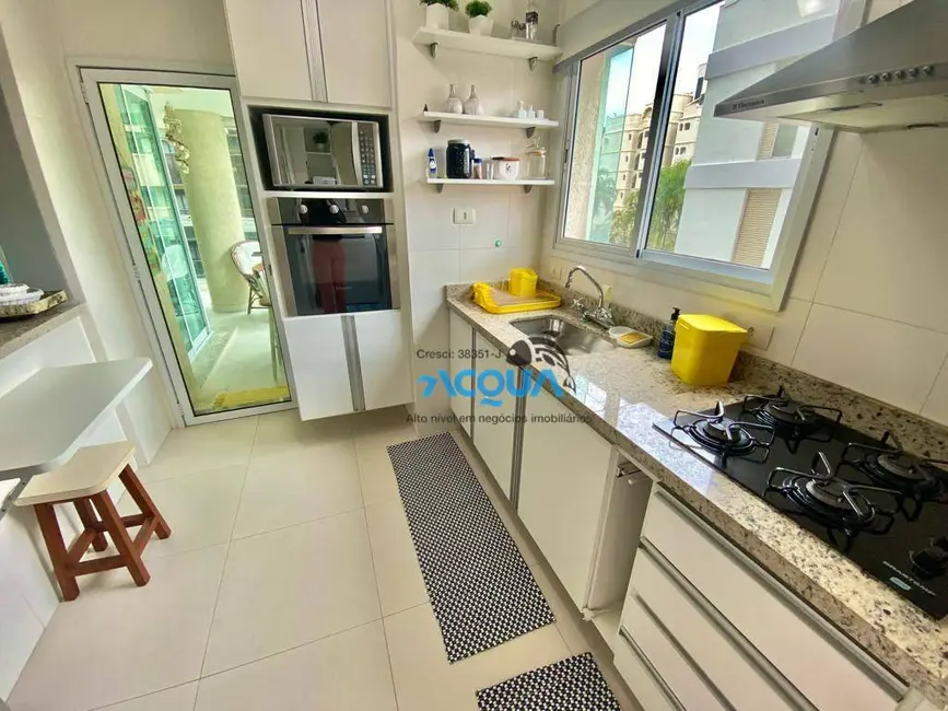 Foto 5 de Apartamento com 3 quartos à venda, 130m2 em Guaruja - SP