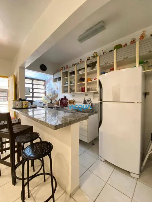 Foto 8 de Apartamento com 1 quarto à venda em Guaruja - SP