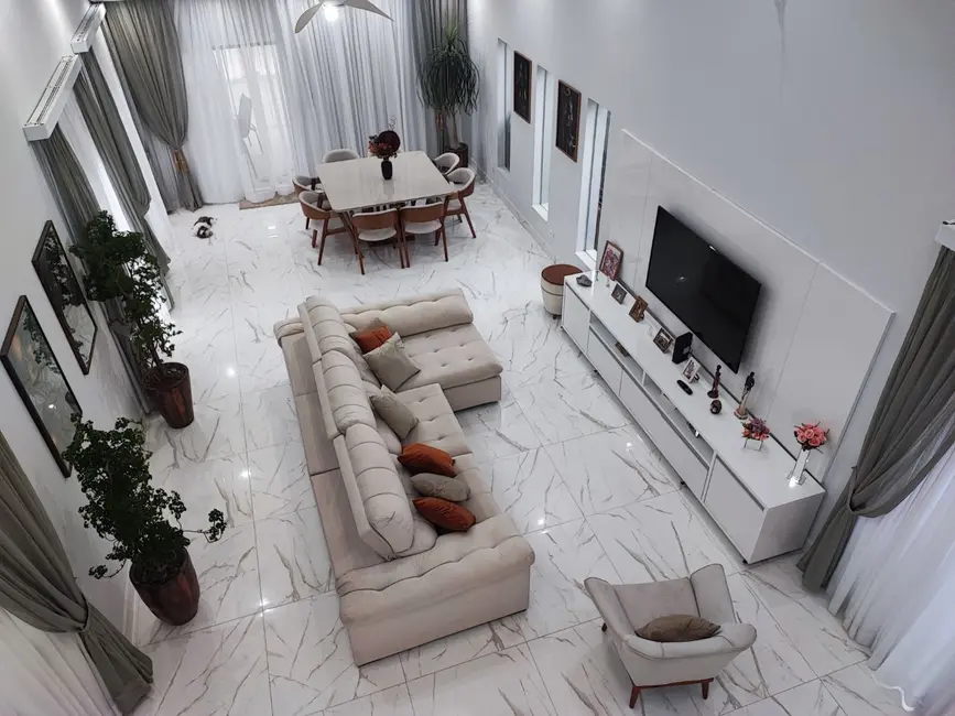 Casa de Condomínio com 5 quartos à venda, 525m2 em Jardim Acapulco, Guaruja - SP - imagem 4 Foto 4 de Casa de Condomínio com 5 quartos à venda, 525m2 em Jardim Acapulco, Guaruja - SP