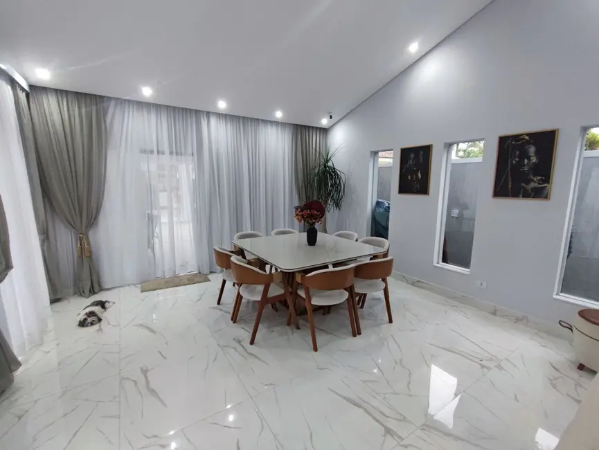 Casa de Condomínio com 5 quartos à venda, 525m2 em Jardim Acapulco, Guaruja - SP - imagem 7 Foto 7 de Casa de Condomínio com 5 quartos à venda, 525m2 em Jardim Acapulco, Guaruja - SP