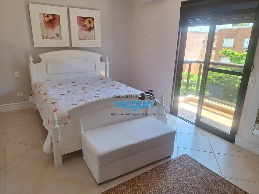 Apartamento com 3 quartos à venda, 178m2 em Guaruja - SP - imagem 8 Foto 8 de Apartamento com 3 quartos à venda, 178m2 em Guaruja - SP