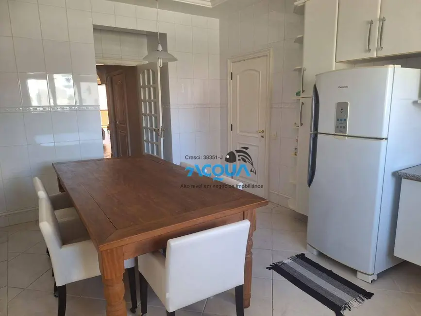 Apartamento com 3 quartos à venda, 178m2 em Guaruja - SP - imagem 4 Foto 4 de Apartamento com 3 quartos à venda, 178m2 em Guaruja - SP
