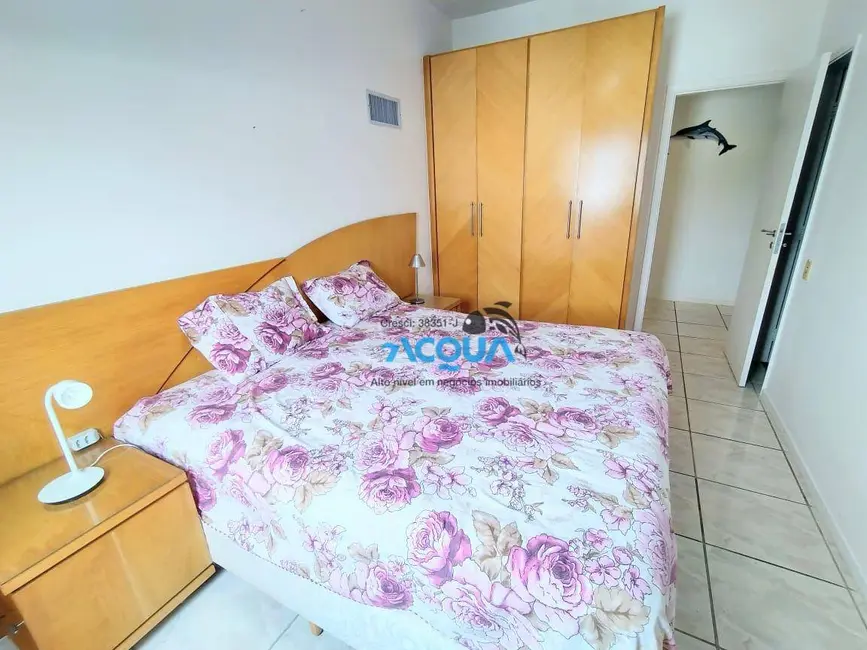 Foto 9 de Apartamento com 4 quartos à venda, 120m2 em Jardim Três Marias, Guaruja - SP