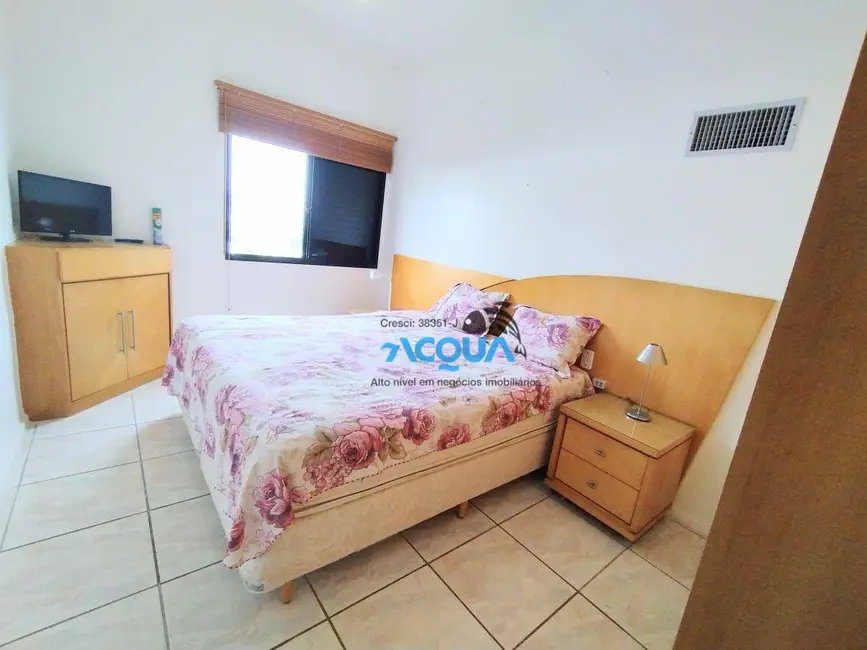 Foto 8 de Apartamento com 4 quartos à venda, 120m2 em Jardim Três Marias, Guaruja - SP