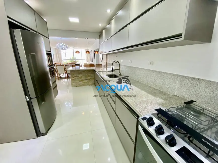 Apartamento com 4 quartos à venda, 186m2 em Guaruja - SP - imagem 7 Foto 7 de Apartamento com 4 quartos à venda, 186m2 em Guaruja - SP