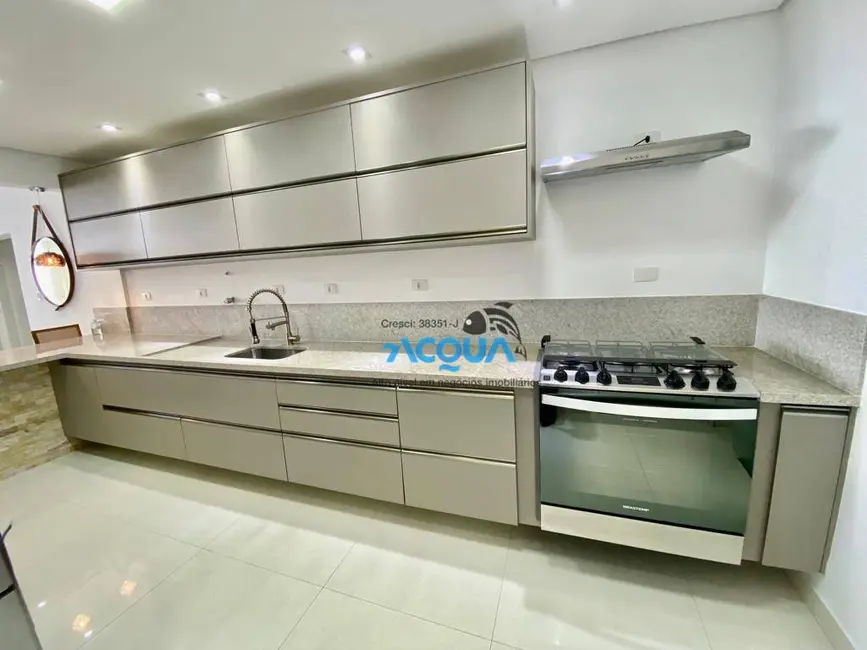 Apartamento com 4 quartos à venda, 186m2 em Guaruja - SP - imagem 6 Foto 6 de Apartamento com 4 quartos à venda, 186m2 em Guaruja - SP