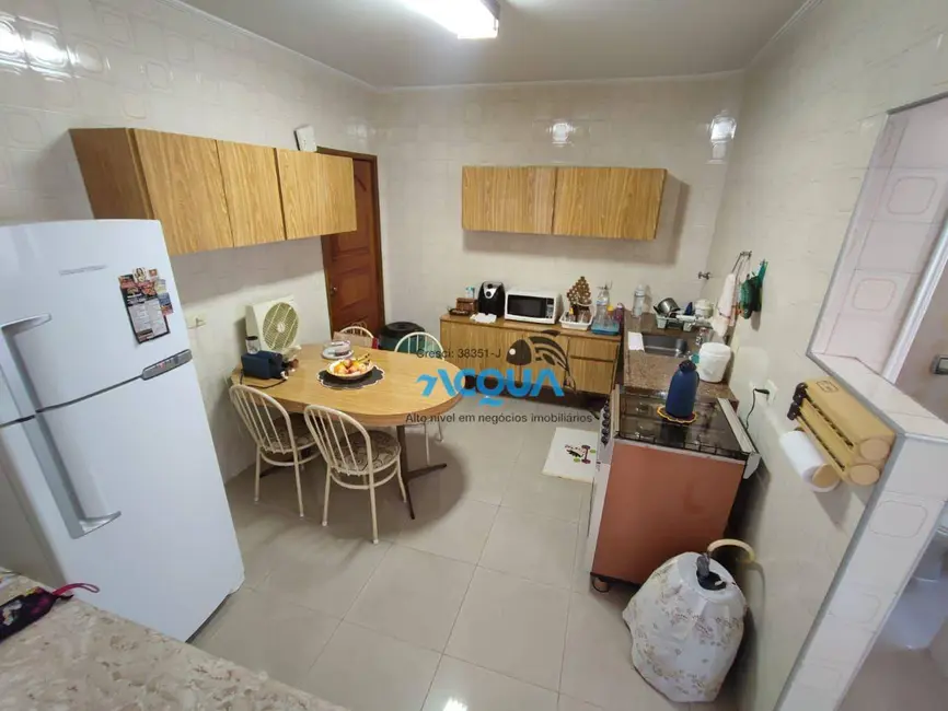 Apartamento com 3 quartos à venda, 107m2 em Jardim Três Marias, Guaruja - SP - imagem 8 Foto 8 de Apartamento com 3 quartos à venda, 107m2 em Jardim Três Marias, Guaruja - SP