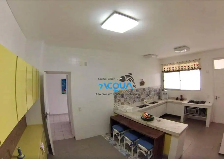 Foto 3 de Apartamento com 5 quartos à venda, 230m2 em Guaruja - SP