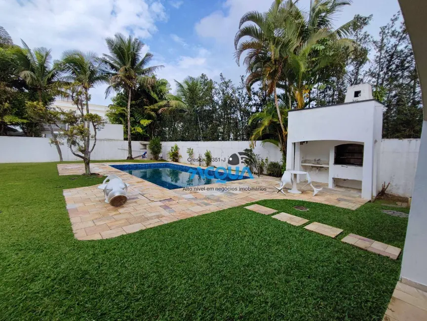 Casa de Condomínio com 4 quartos à venda, 1000m2 em Jardim Acapulco, Guaruja - SP - imagem 4 Foto 4 de Casa de Condomínio com 4 quartos à venda, 1000m2 em Jardim Acapulco, Guaruja - SP