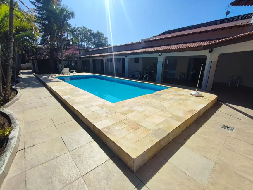 Casa de Condomínio com 5 quartos à venda em Jardim Acapulco, Guaruja - SP - imagem 2 Foto 2 de Casa de Condomínio com 5 quartos à venda em Jardim Acapulco, Guaruja - SP