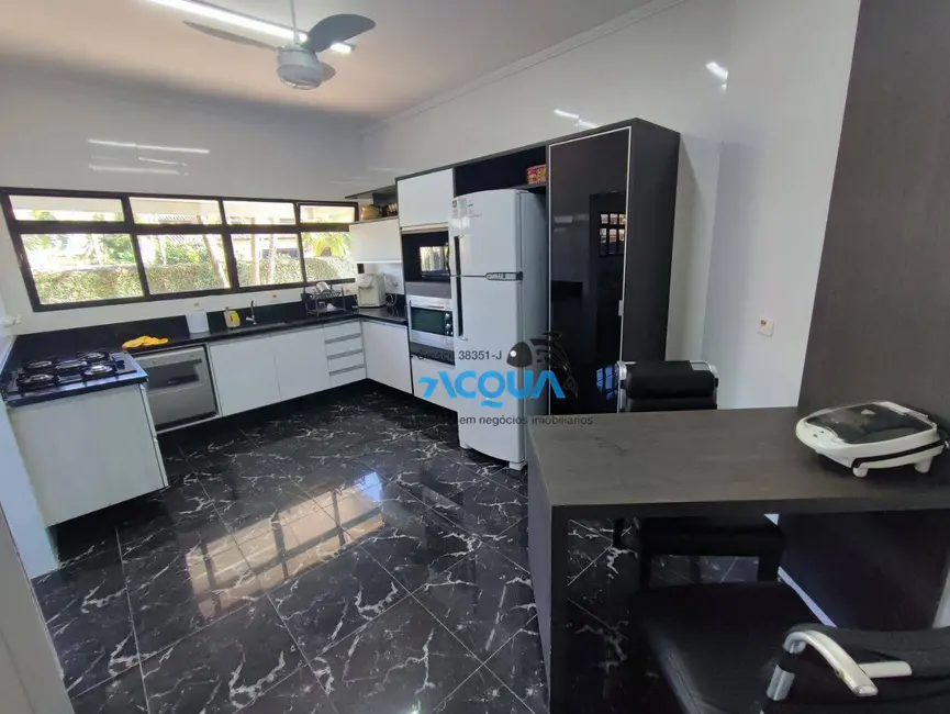 Casa de Condomínio com 5 quartos à venda em Jardim Acapulco, Guaruja - SP - imagem 9 Foto 9 de Casa de Condomínio com 5 quartos à venda em Jardim Acapulco, Guaruja - SP