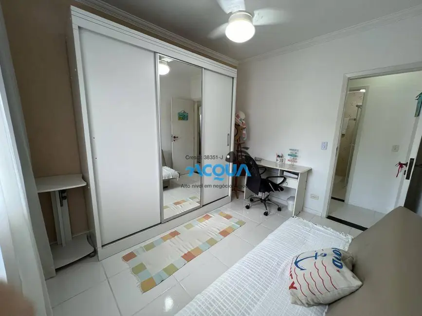 Apartamento com 3 quartos à venda, 81m2 em Jardim Três Marias, Guaruja - SP - imagem 8 Foto 8 de Apartamento com 3 quartos à venda, 81m2 em Jardim Três Marias, Guaruja - SP