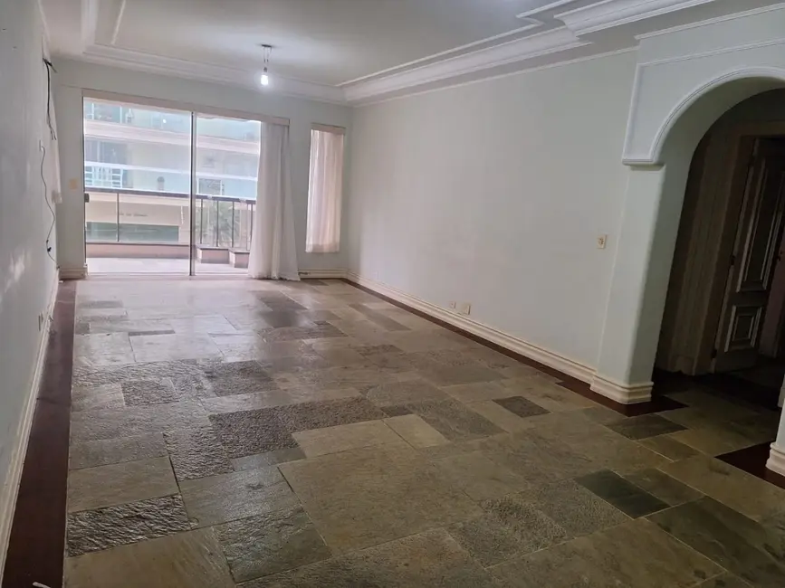 Apartamento com 3 quartos à venda, 160m2 em Guaruja - SP - imagem 2 Foto 2 de Apartamento com 3 quartos à venda, 160m2 em Guaruja - SP