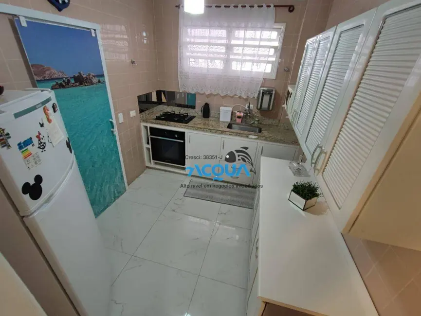 Foto 4 de Apartamento com 3 quartos à venda, 78m2 em Guaruja - SP