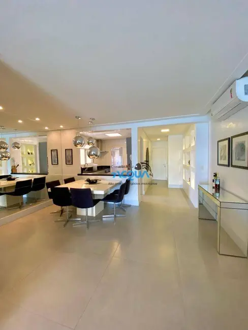 Foto 6 de Apartamento com 3 quartos à venda, 120m2 em Vila Luis Antônio, Guaruja - SP