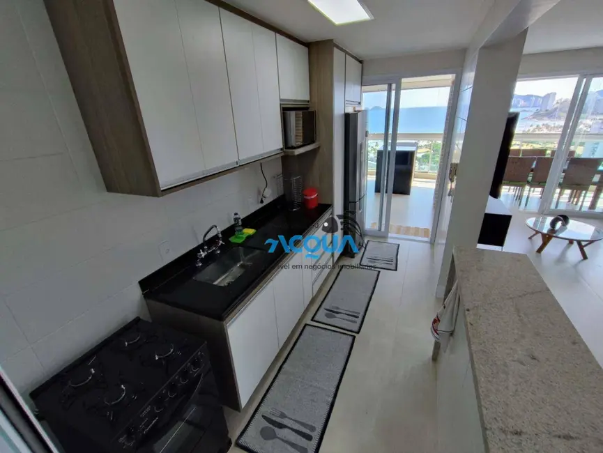 Foto 8 de Apartamento com 4 quartos à venda, 125m2 em Guaruja - SP