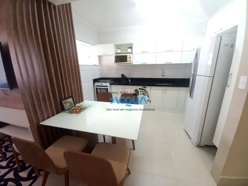 Foto 2 de Apartamento com 2 quartos à venda, 70m2 em Jardim Las Palmas, Guaruja - SP