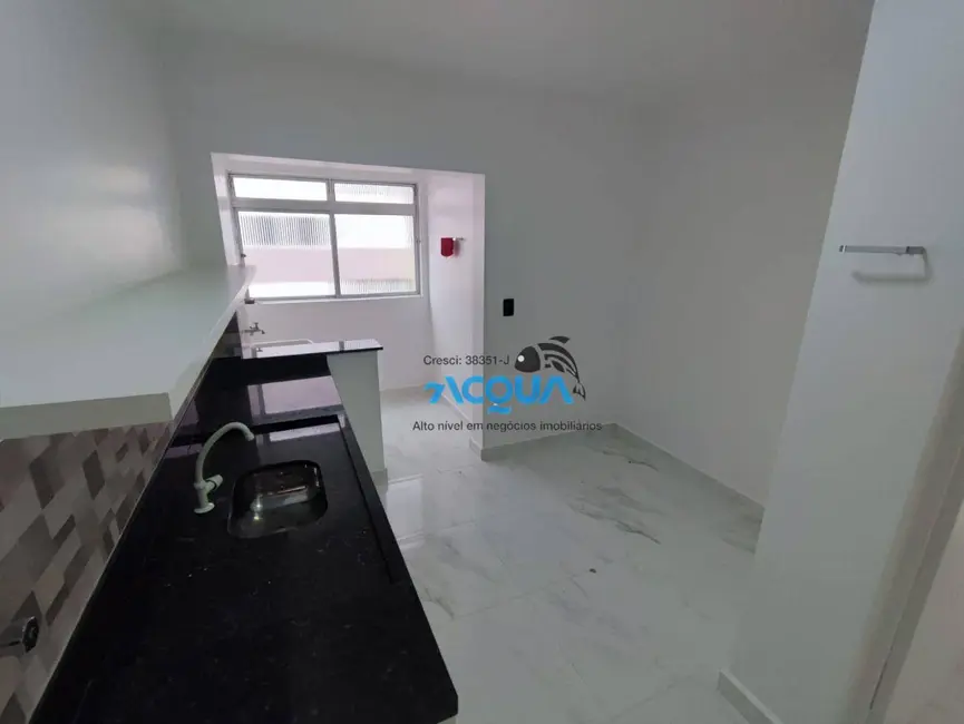 Apartamento com 2 quartos para alugar, 72m2 em Jardim Três Marias, Guaruja - SP - imagem 3 Foto 3 de Apartamento com 2 quartos para alugar, 72m2 em Jardim Três Marias, Guaruja - SP
