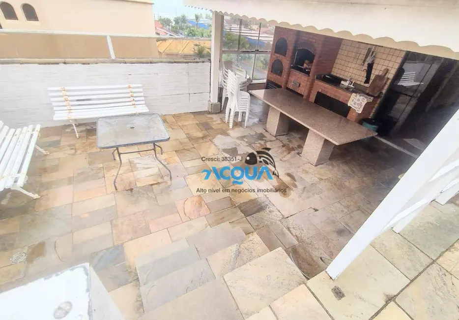Cobertura com 2 quartos à venda, 154m2 em Guaruja - SP - imagem 4 Foto 4 de Cobertura com 2 quartos à venda, 154m2 em Guaruja - SP