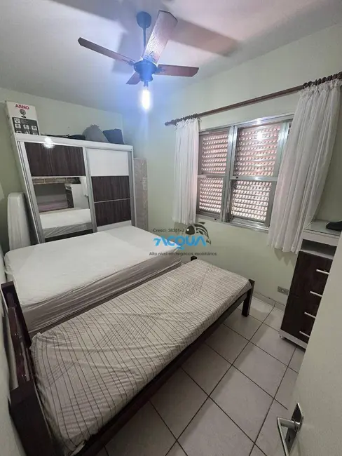 Foto 6 de Apartamento com 1 quarto à venda, 45m2 em Jardim Três Marias, Guaruja - SP