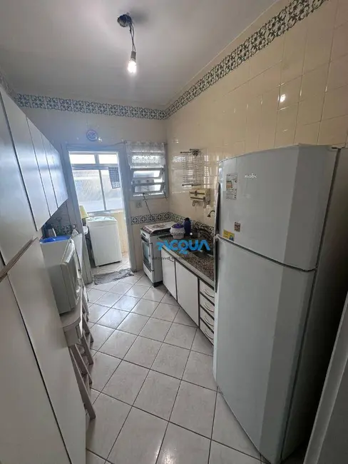 Foto 3 de Apartamento com 1 quarto à venda, 45m2 em Jardim Três Marias, Guaruja - SP