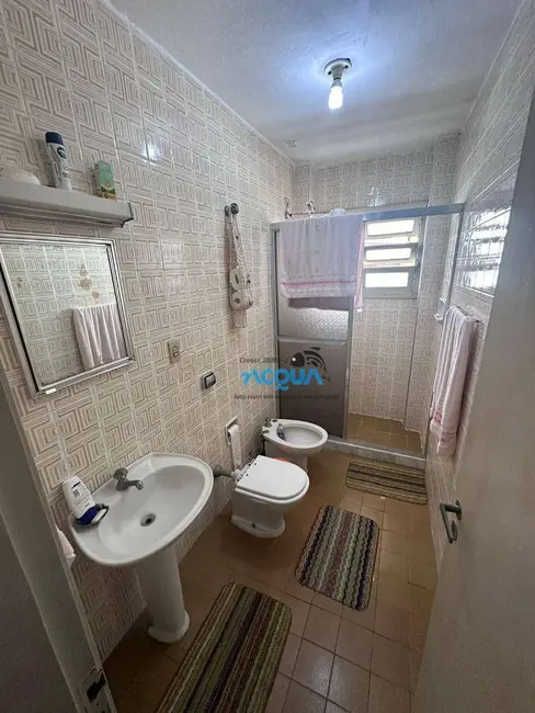 Foto 4 de Apartamento com 1 quarto à venda, 45m2 em Jardim Três Marias, Guaruja - SP