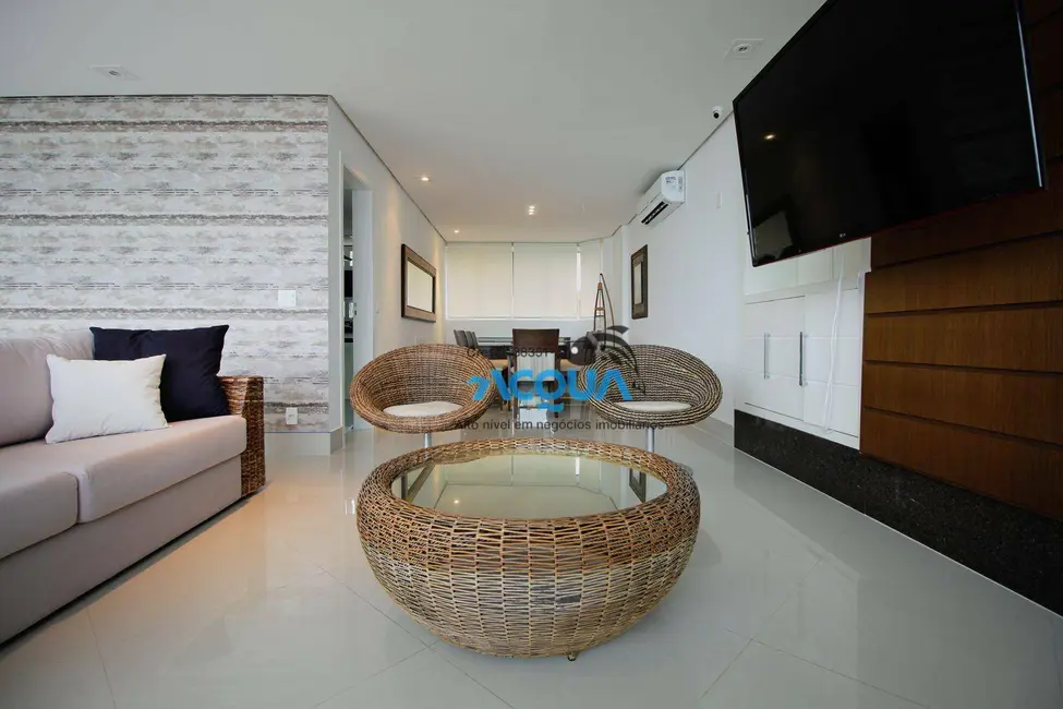 Foto 2 de Apartamento com 4 quartos à venda, 255m2 em Guaruja - SP