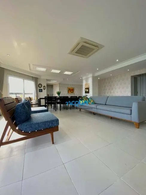 Foto 4 de Apartamento com 4 quartos à venda, 256m2 em Jardim Astúrias, Guaruja - SP