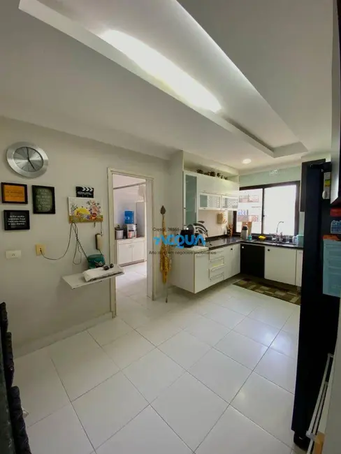 Foto 8 de Apartamento com 4 quartos à venda, 256m2 em Jardim Astúrias, Guaruja - SP