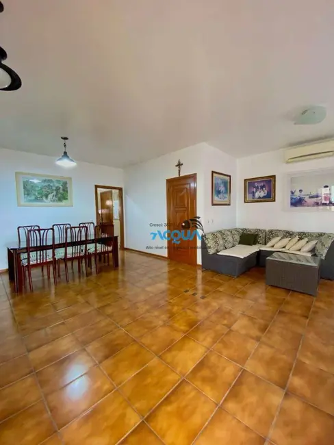 Foto 4 de Apartamento com 3 quartos à venda, 130m2 em Jardim Astúrias, Guaruja - SP