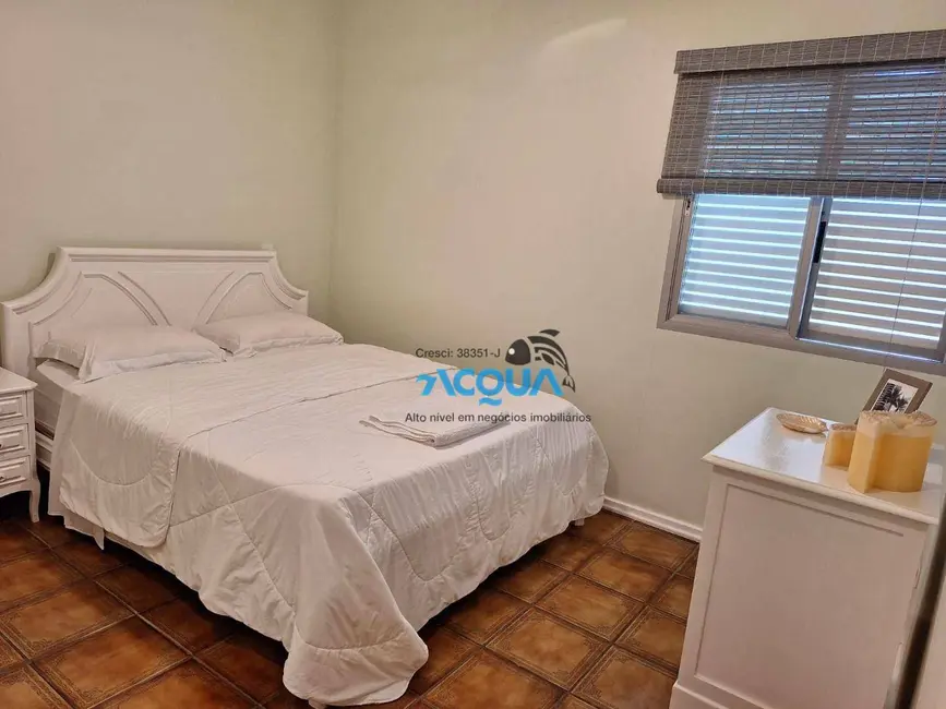 Foto 9 de Apartamento com 3 quartos à venda, 128m2 em Guaruja - SP