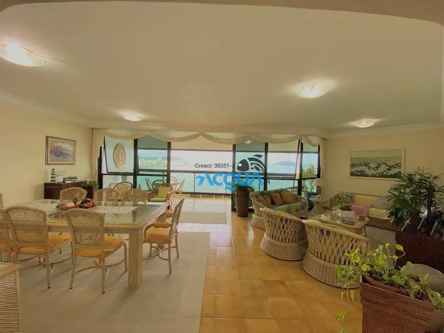 Foto 2 de Apartamento com 3 quartos à venda, 156m2 em Jardim Astúrias, Guaruja - SP