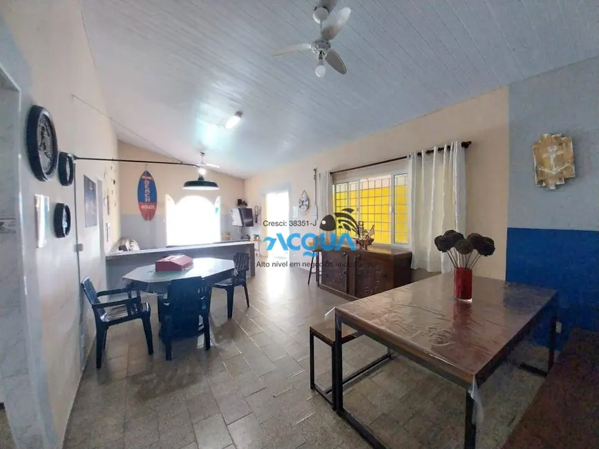 Foto 2 de Casa de Condomínio com 3 quartos à venda, 300m2 em Guaruja - SP