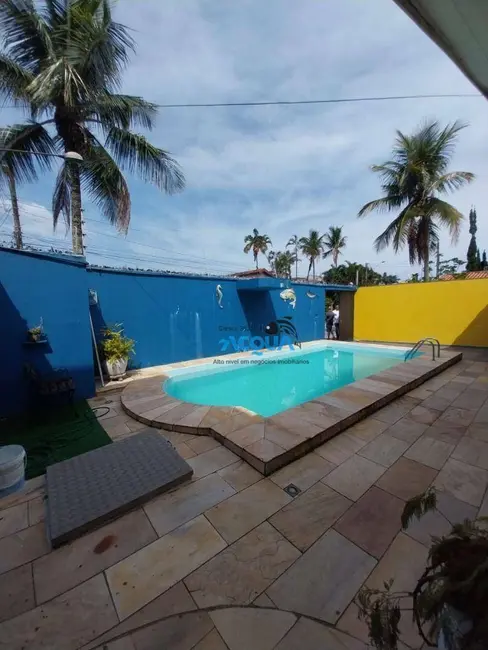 Foto 1 de Casa de Condomínio com 3 quartos à venda, 300m2 em Guaruja - SP